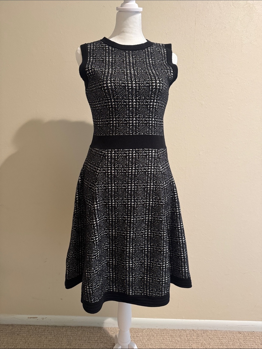 Kate Spade Sleeveless Black & White Knit Fit-and-Flare Dress